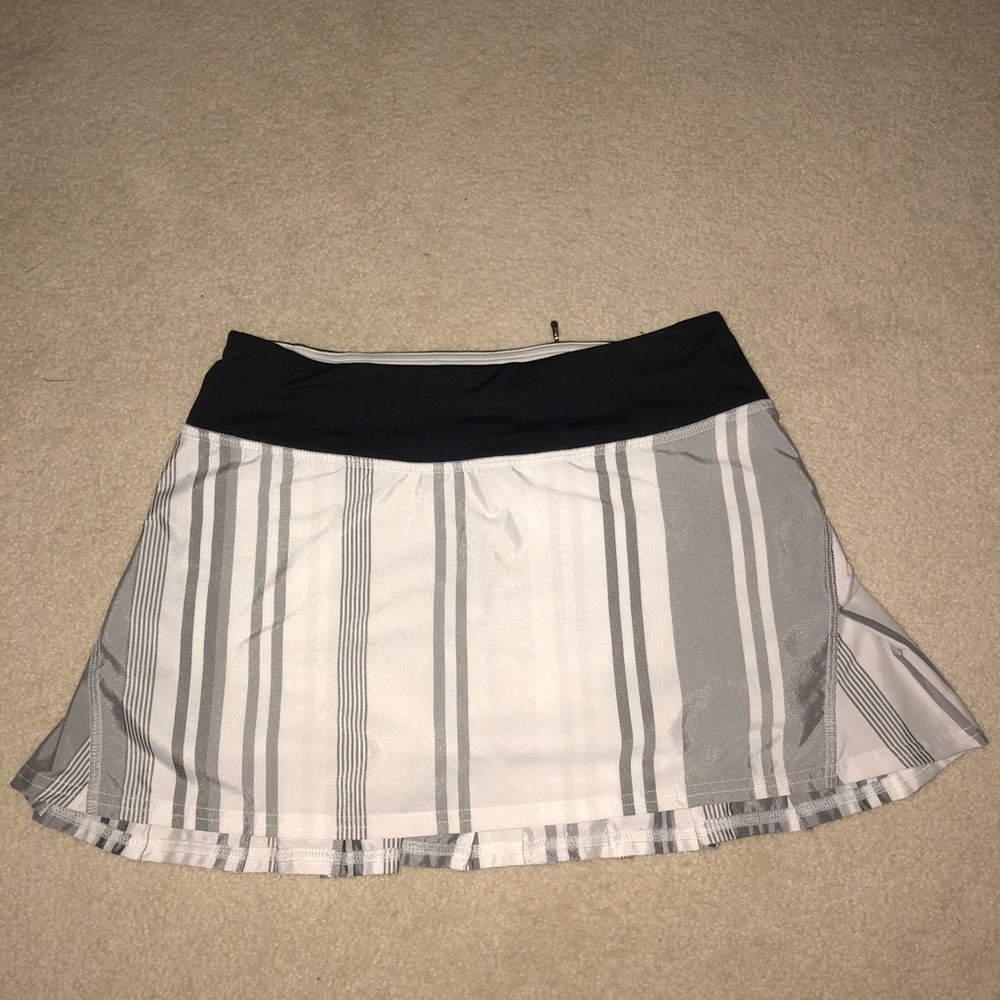 Lululemon pace setter skirt size 2